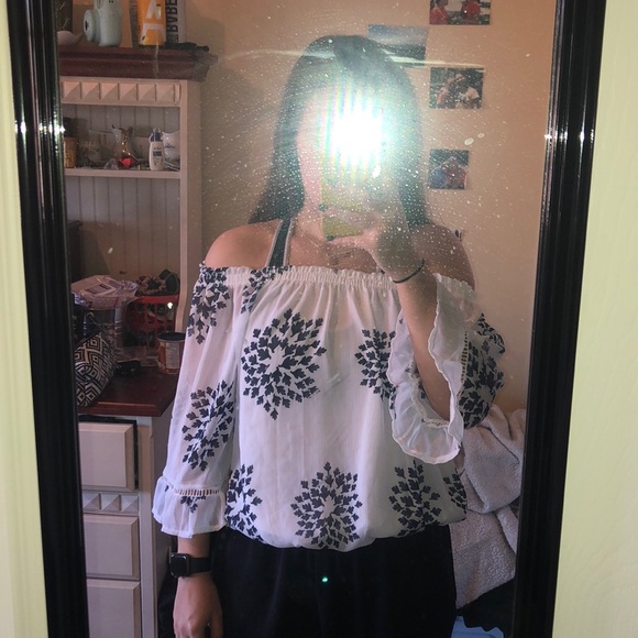 Blouse - Picture 2 of 2